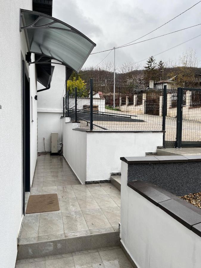 Villa Utopia Baltjik Exteriör bild