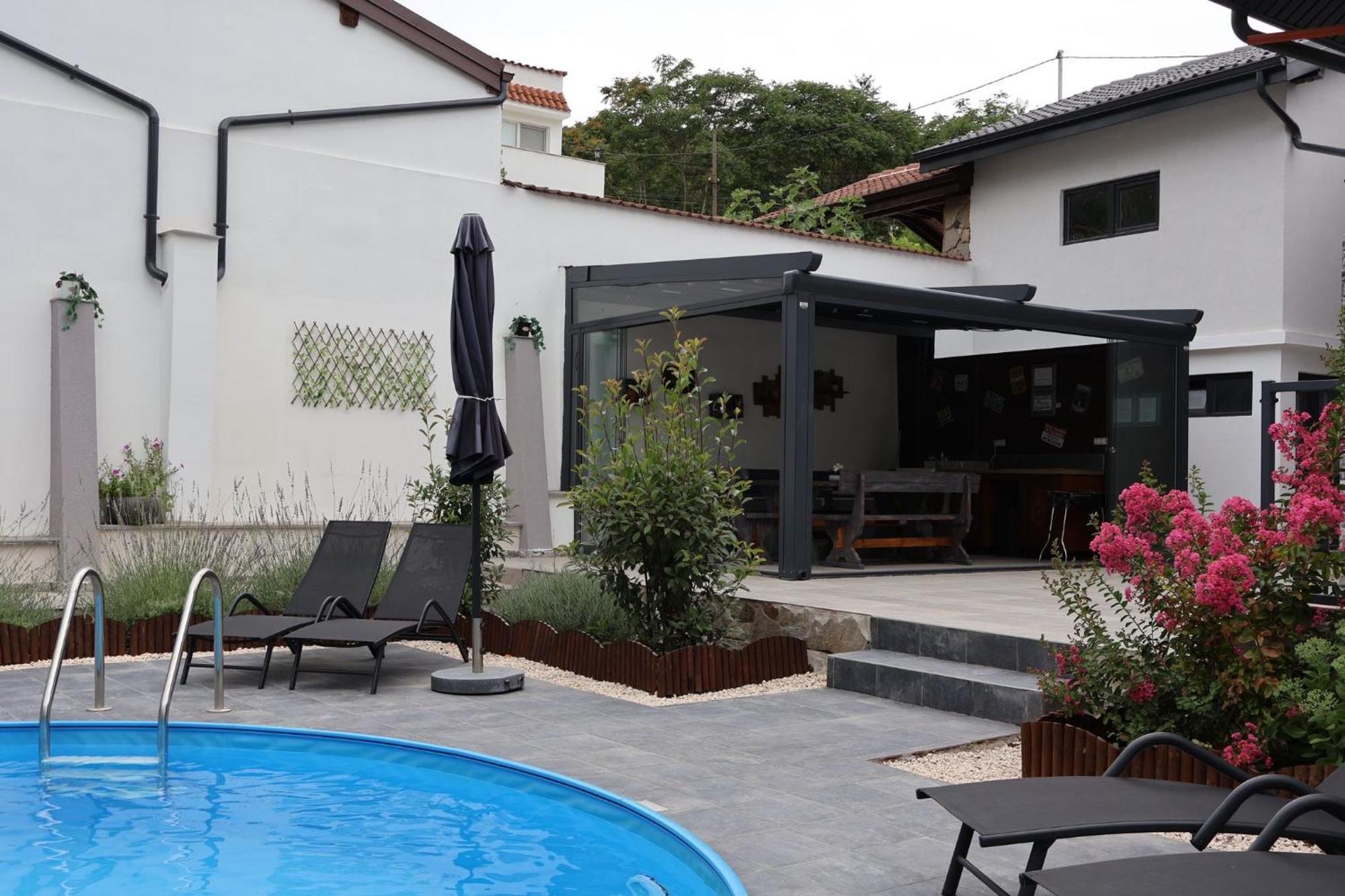 Villa Utopia Baltjik Exteriör bild
